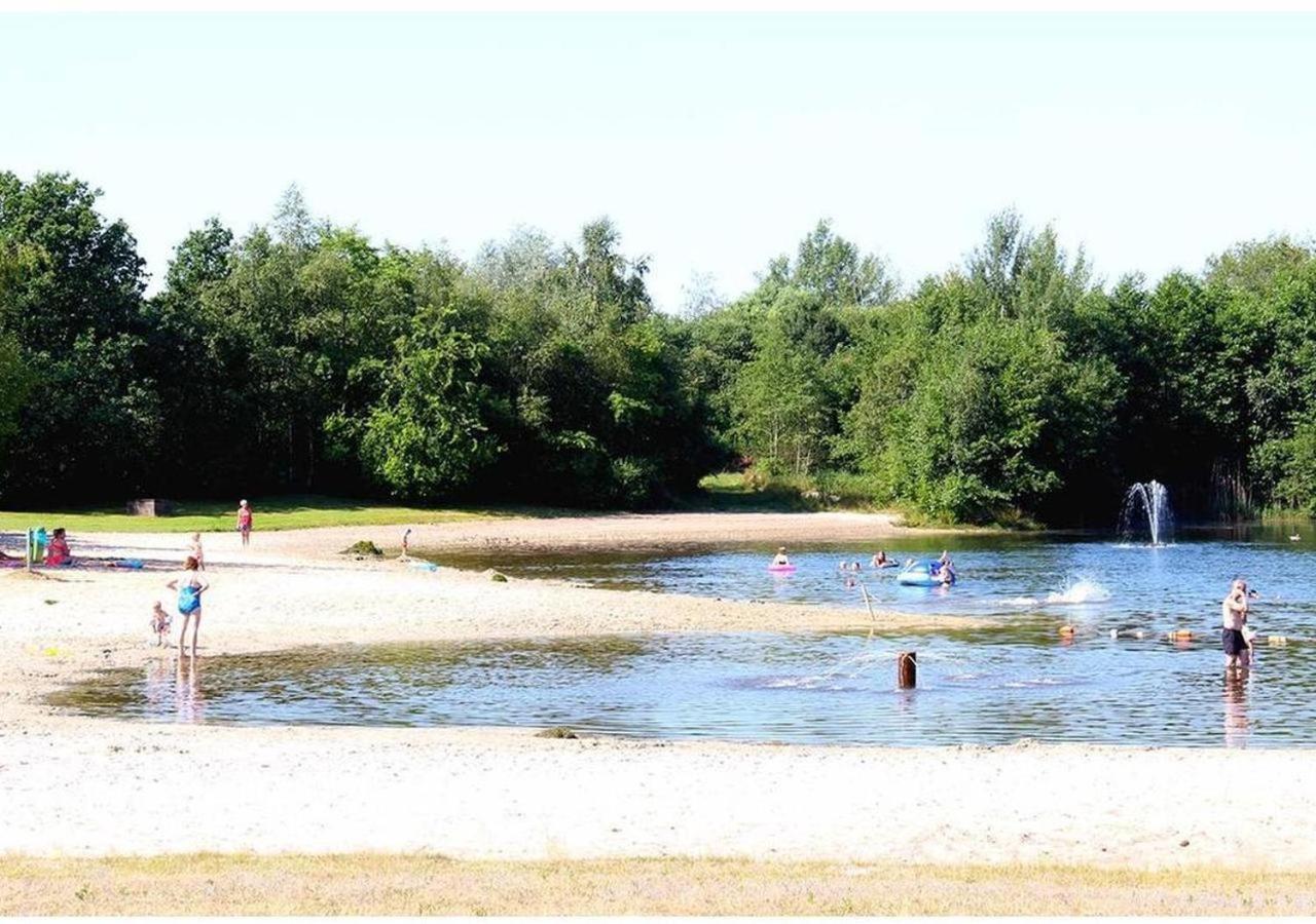 Comfortabel Chalet In Nationaal Park Wateren Dış mekan fotoğraf